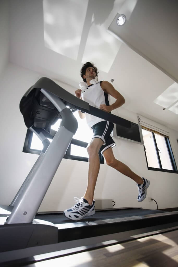 lohnt sich die anschaffung eines fitness gerätes gesund und fit leben Laufband